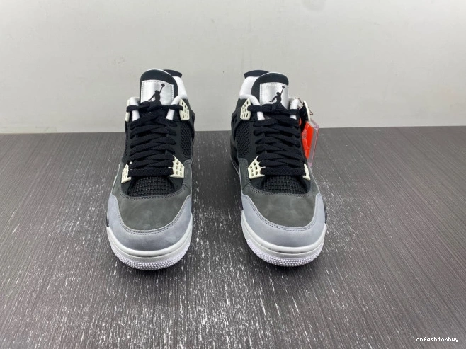 4 626969-030 Fear Jordan (2013) Pack Retro 0918